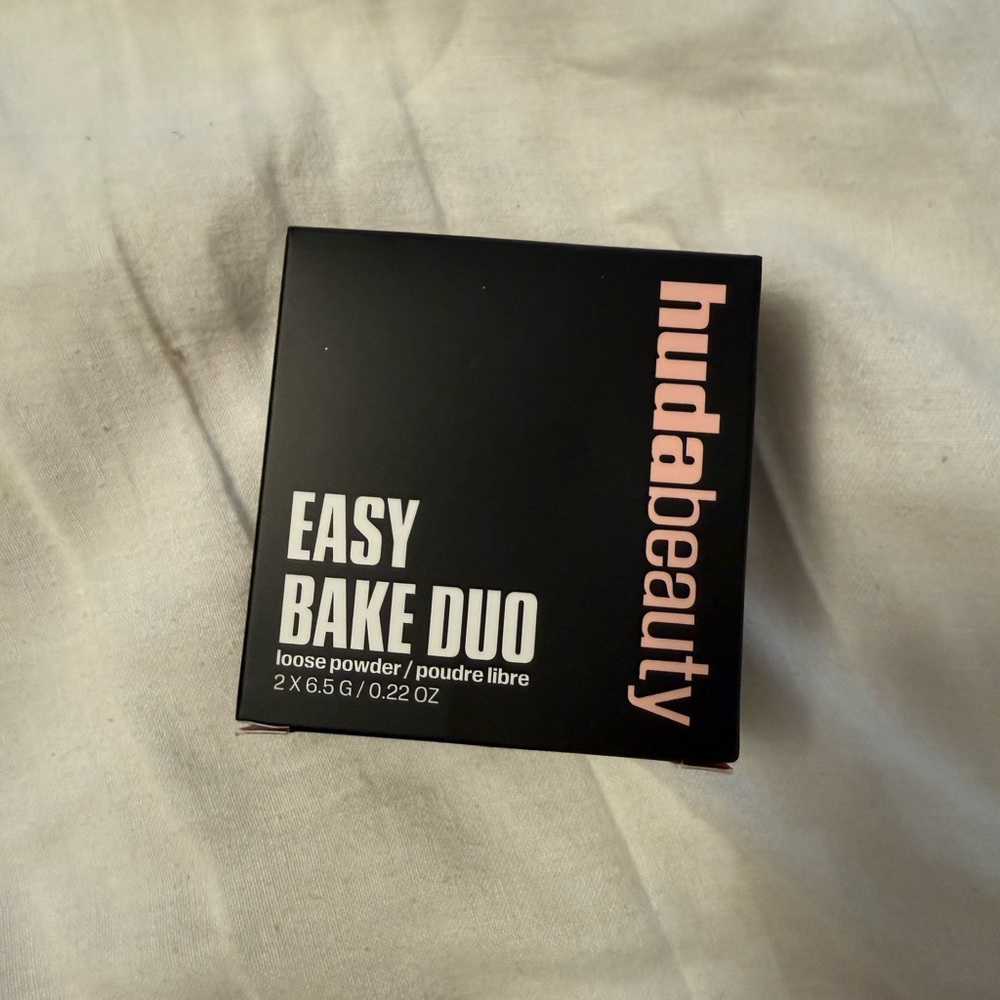 Huda Beauty Easy Bake Duo Loose Powder - cherry blossom & peach pie